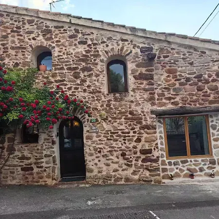 Beautiful In Peaceful Rural Setting