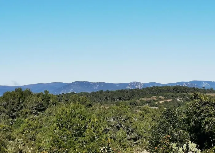 Beautiful In Peaceful Rural Setting Cébazan